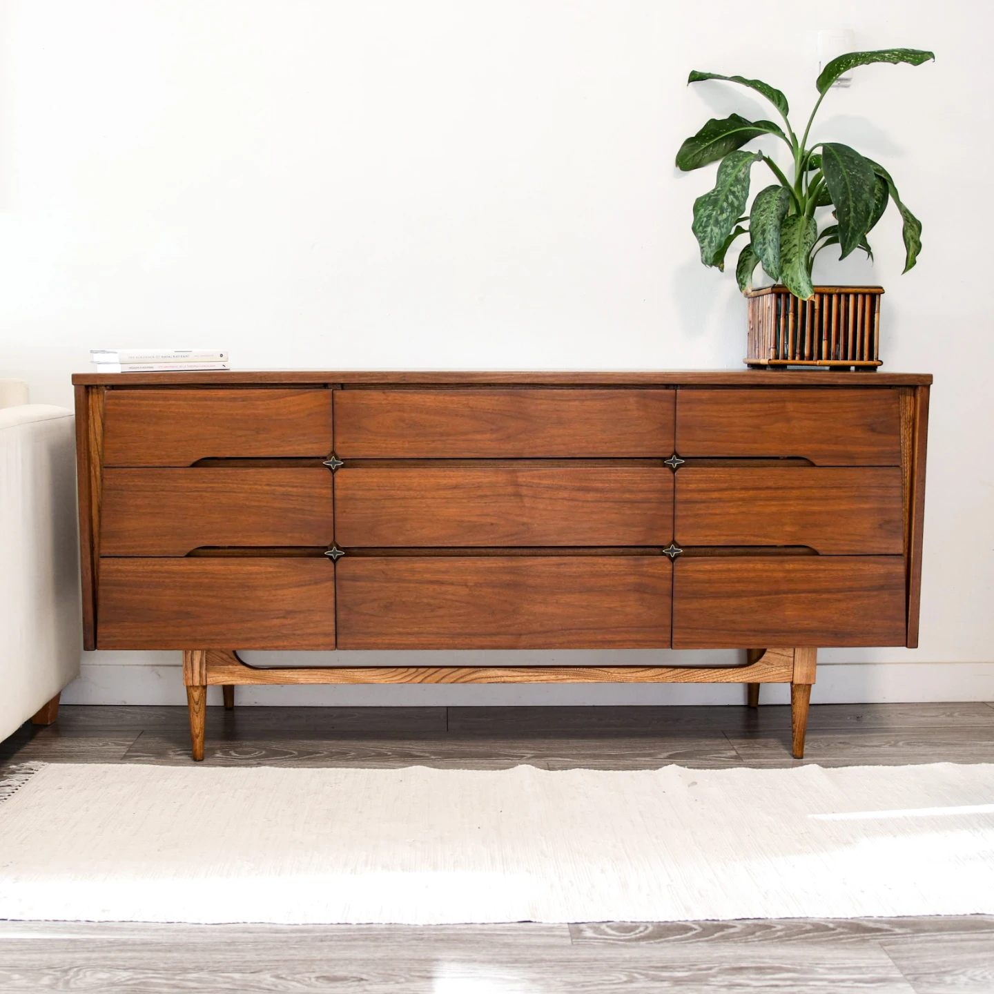 MCM Walnut 9-Drawer Dresser Kroehler Free Delivery - photo 2
