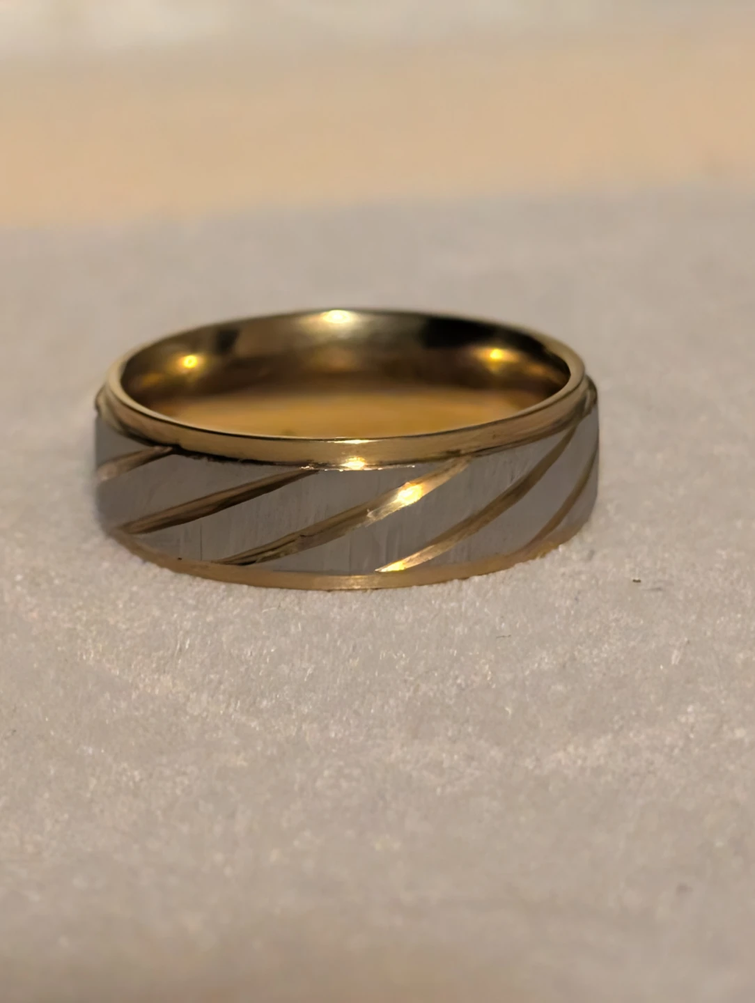 Gold Tone & Silver Inlay Band Ring