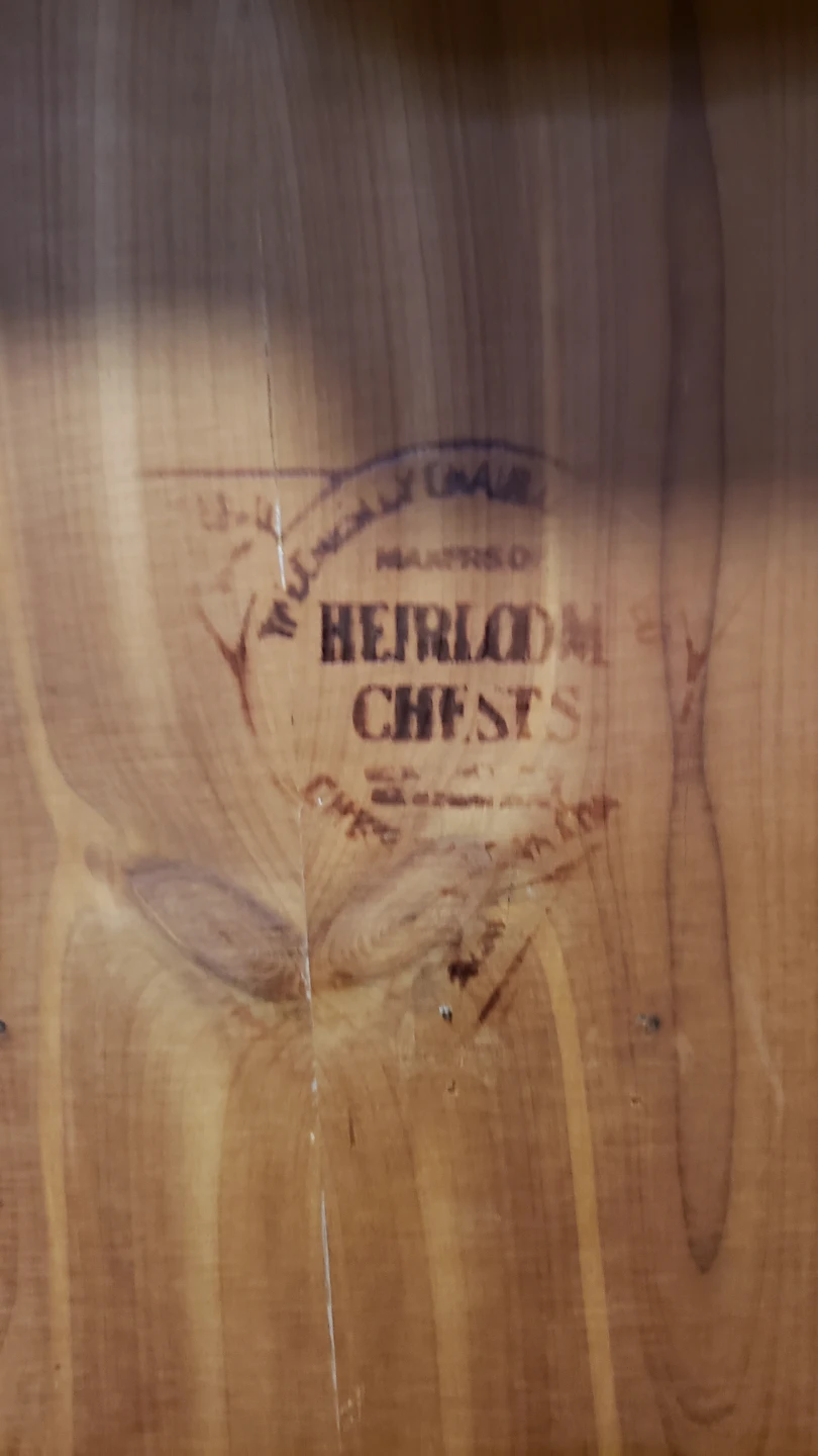 Heirloom Cedar Chest - photo 4