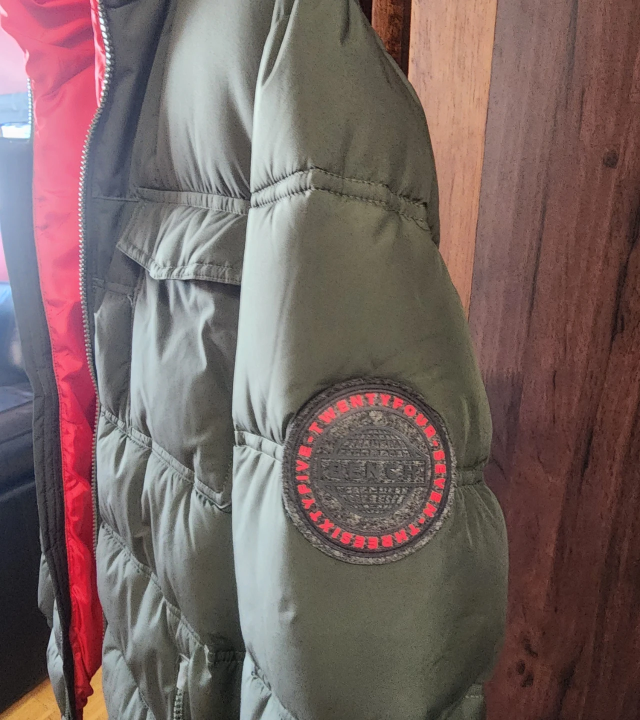 Bench Puffer Jacket Army Green & Red (L) - photo 3