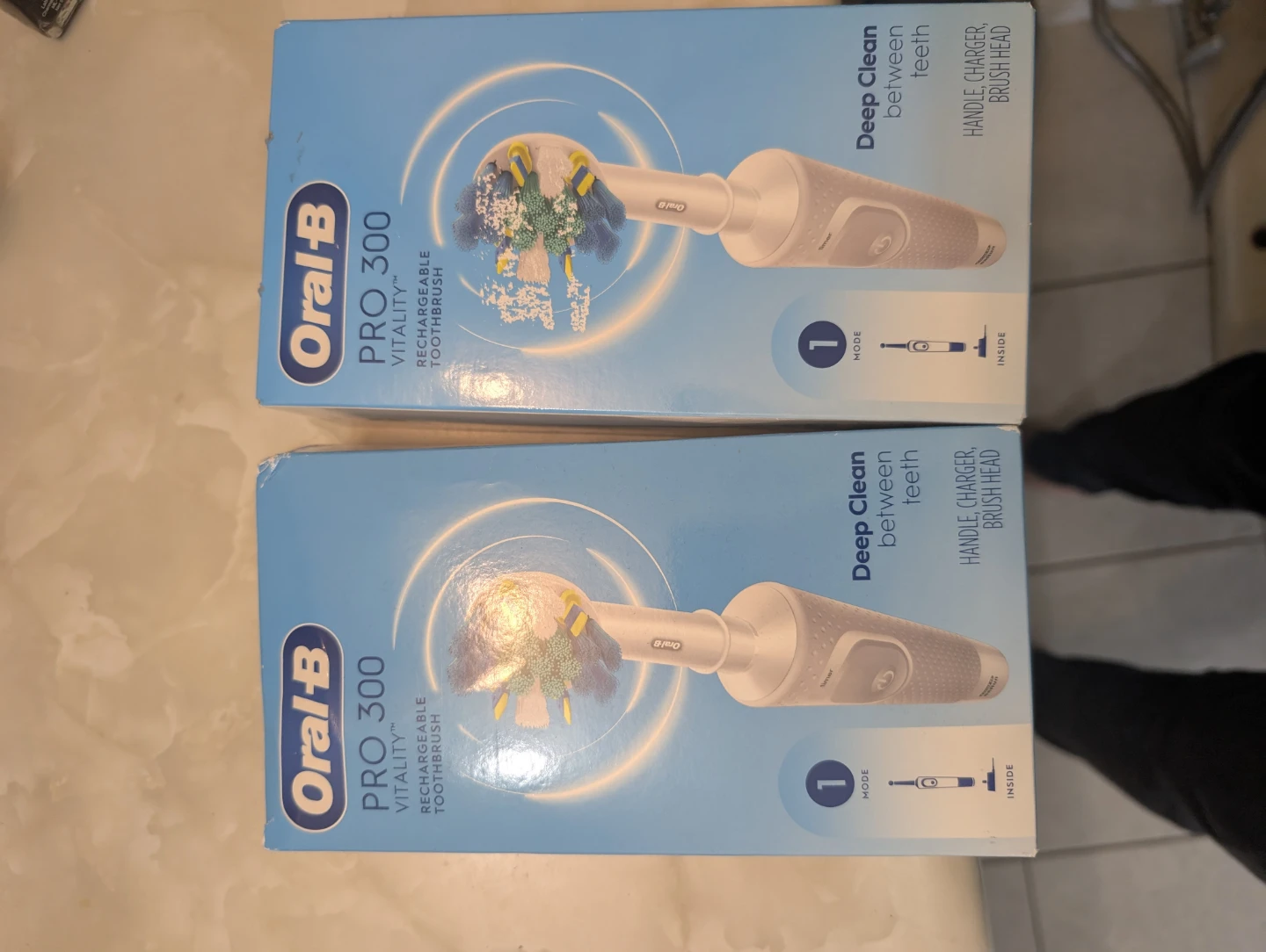 Oral-B Pro 300 Vitality Rechargeable Toothbrush (2 Pack) - photo 3
