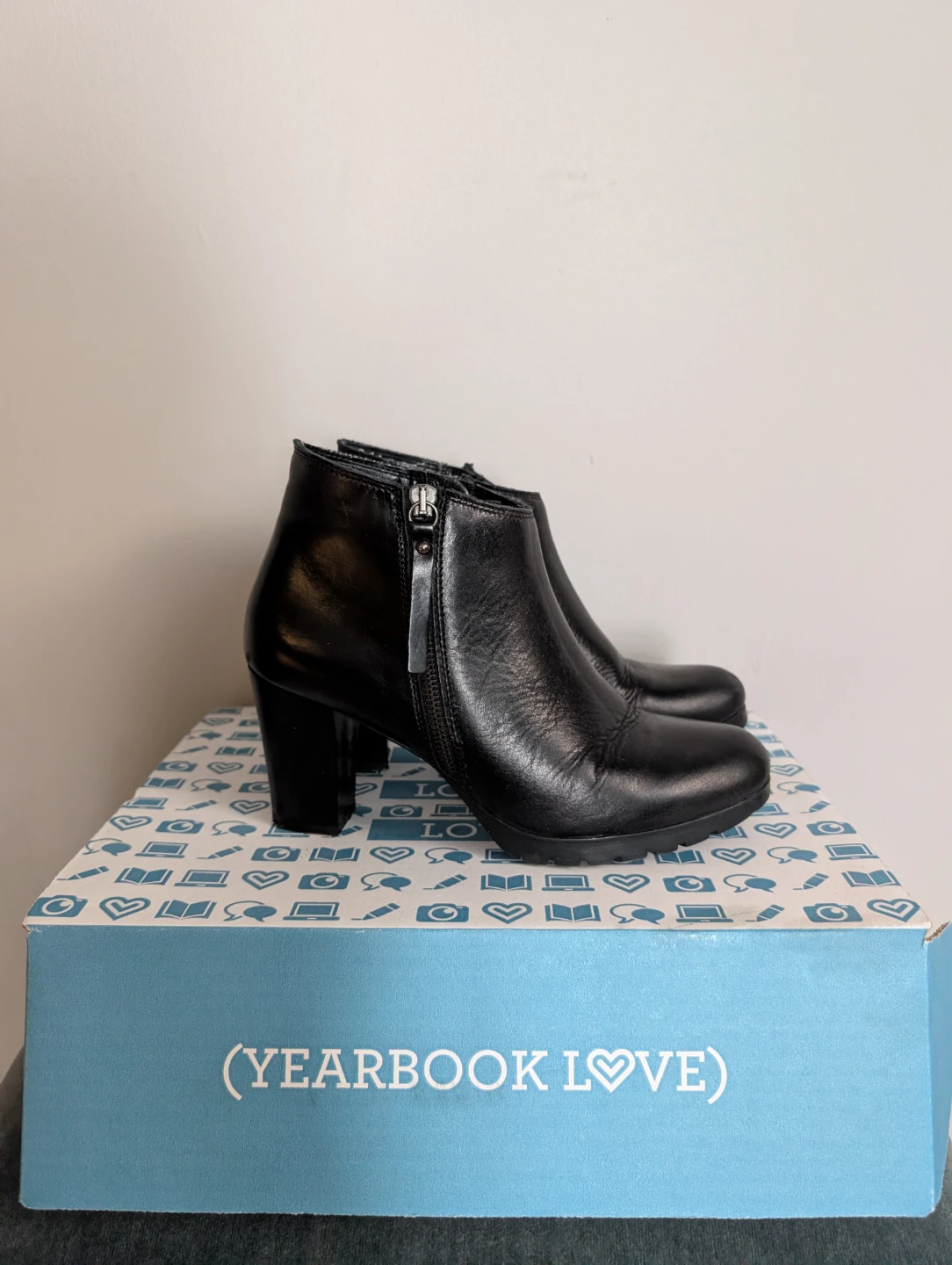 Black Leather Ankle Boots - photo 2