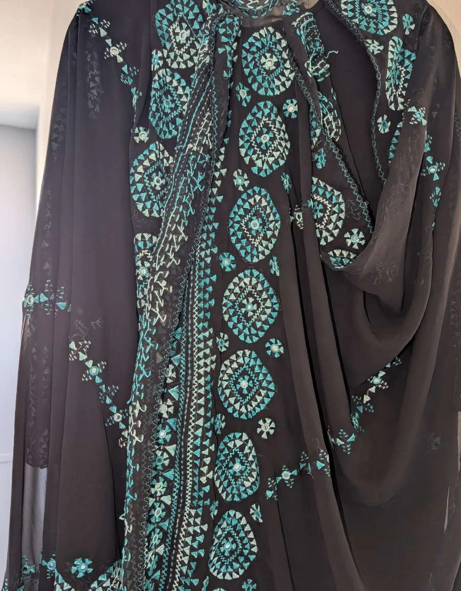 Embroidered Black and Teal Dress with beautiful dupatta - photo 2