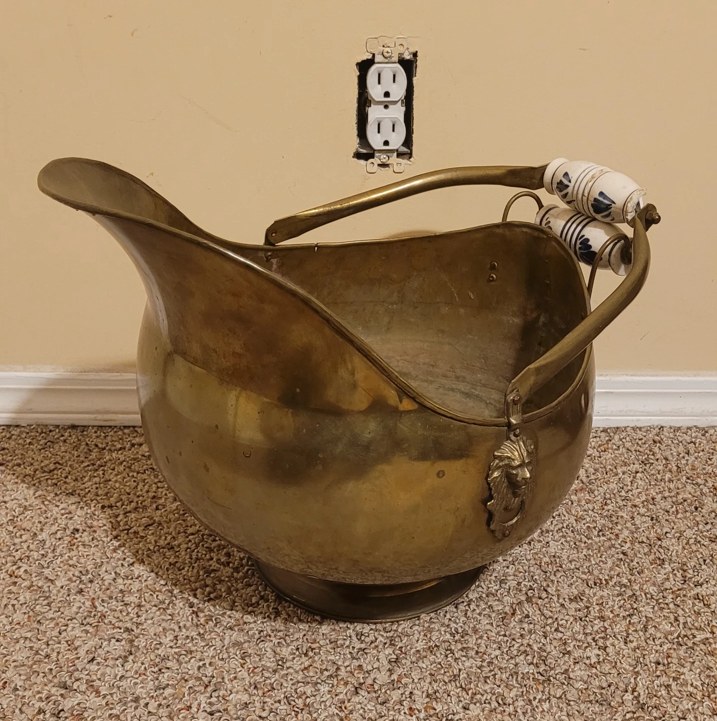 Large Brass Coal Bucket - photo 2