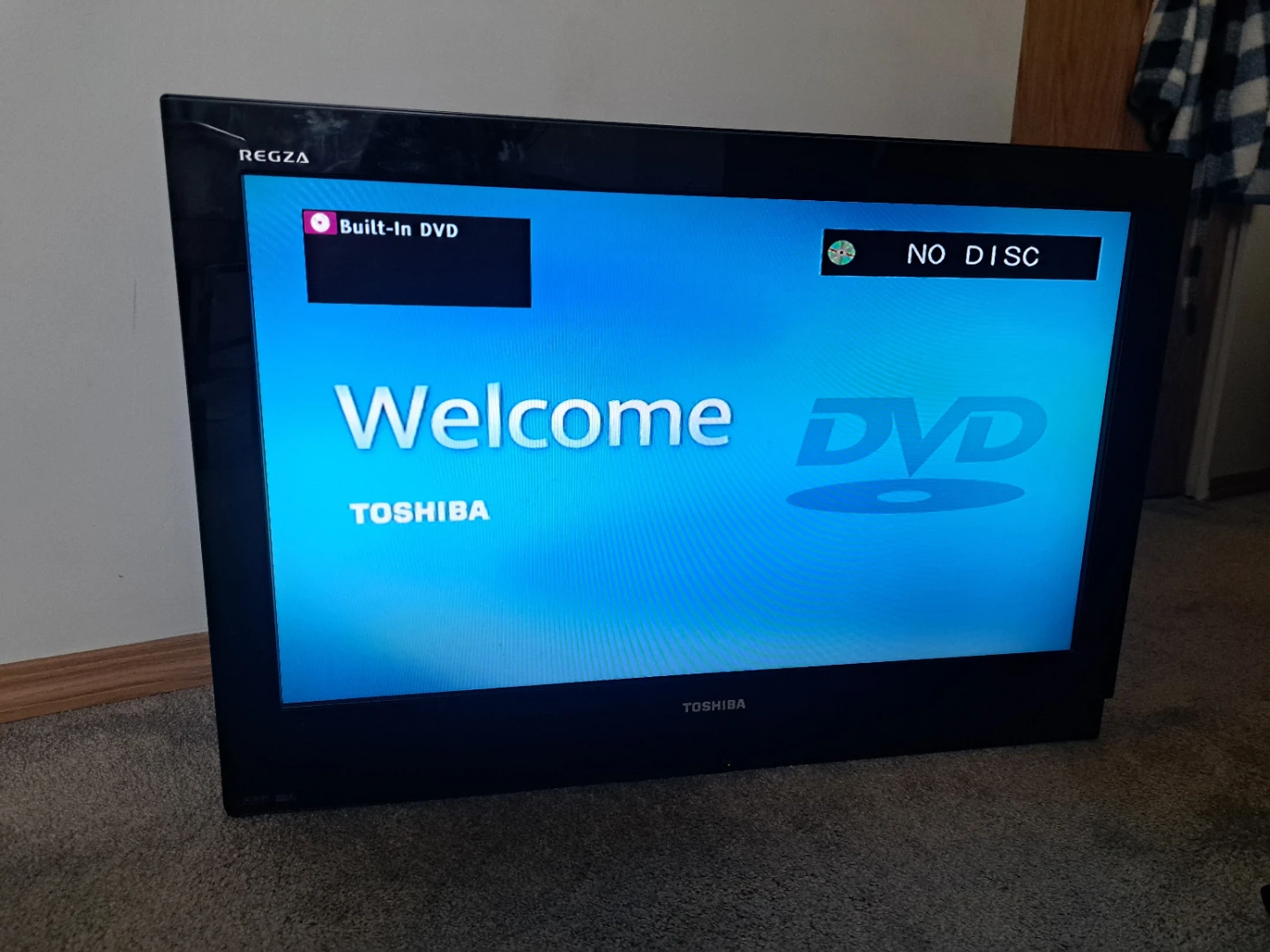 Toshiba REGZA 32" TV with Built-in DVD Player