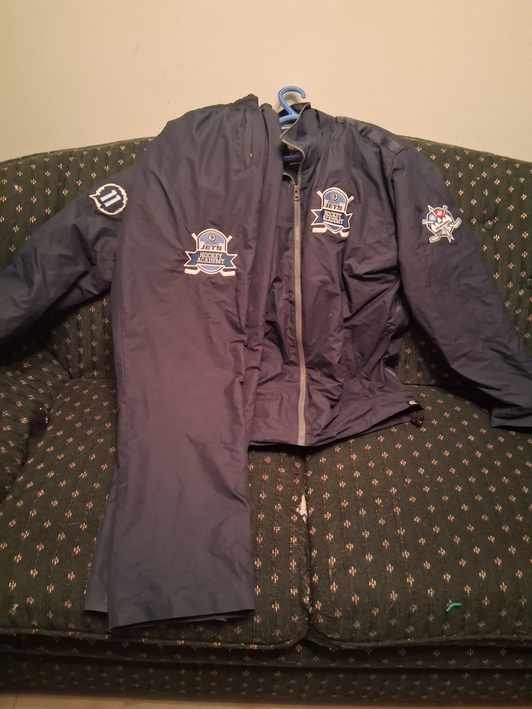 Kobe Sportswear Winnipeg Jets Hockey Academy Tracksuit Set - photo 2