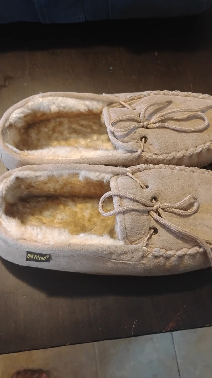 Old Friend Moccasin Slippers, Size 13
