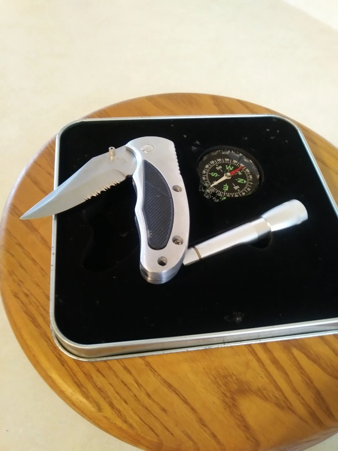 Folding Knife Multi-tool with Compass and Flashlight