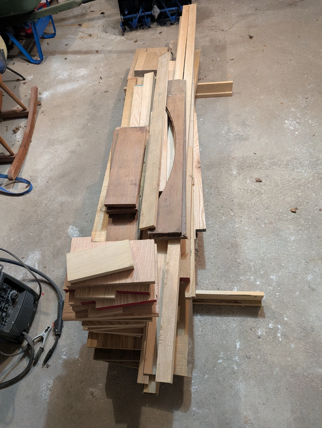 Mixed Hardwood Lumber Pieces - photo 4