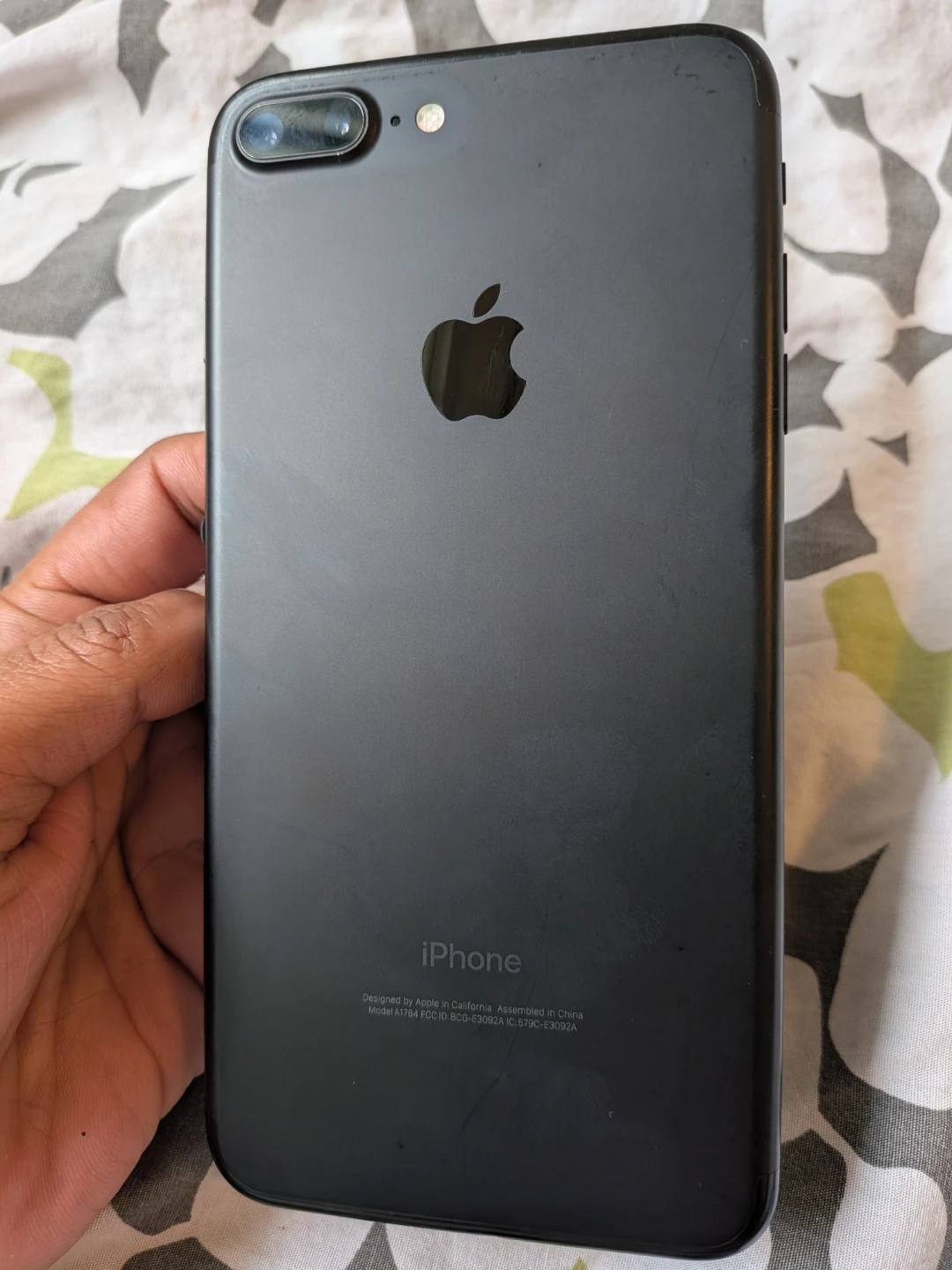 iPhone 7 Plus Black with Case & Screen Protector - photo 2