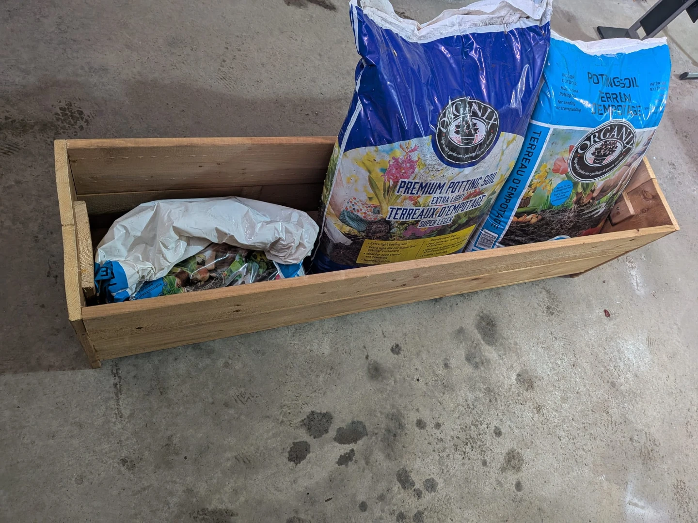 Wooden Planter Box with Potting Soil - photo 2
