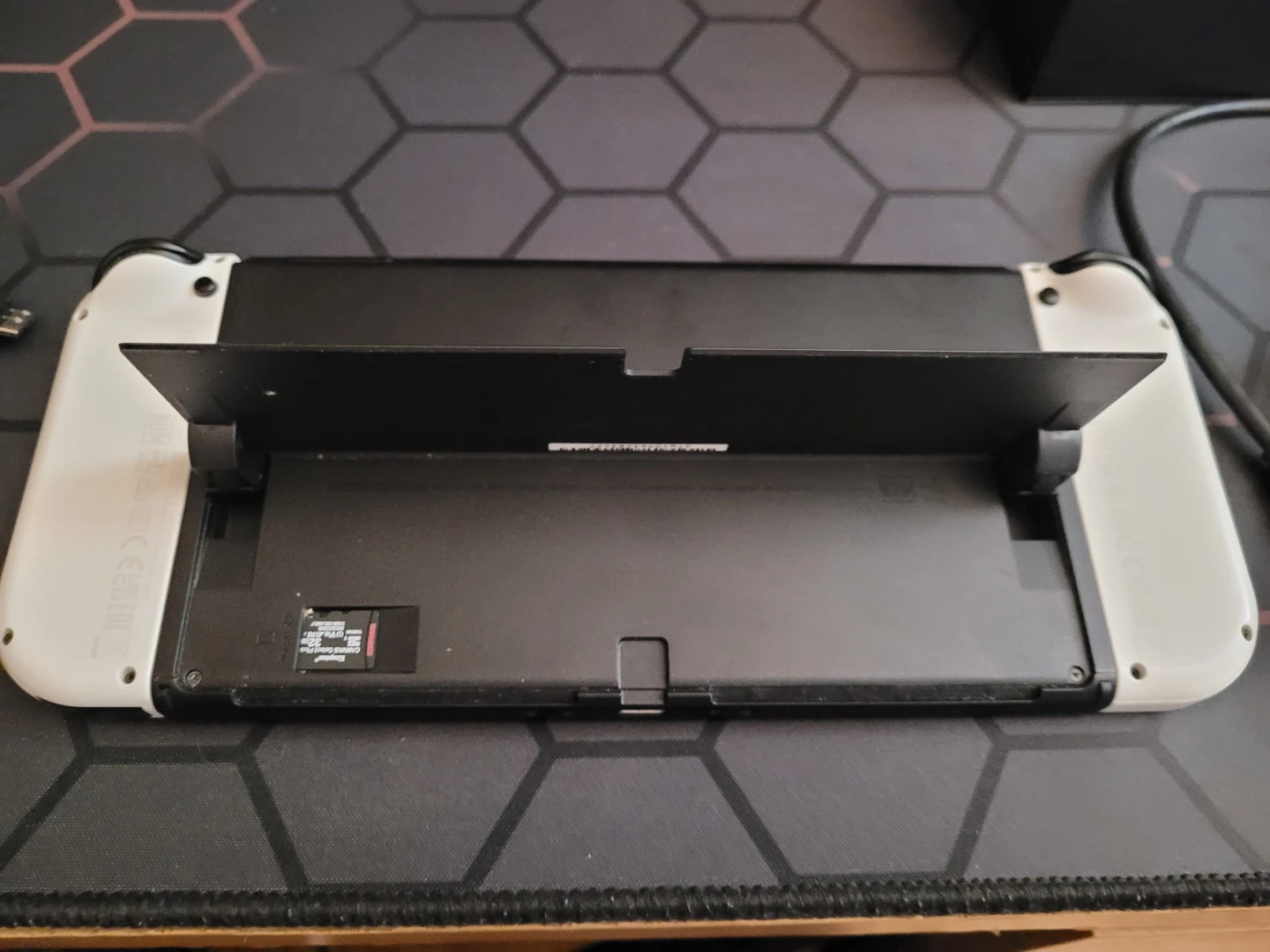 White Switch Oled with extras - photo 4