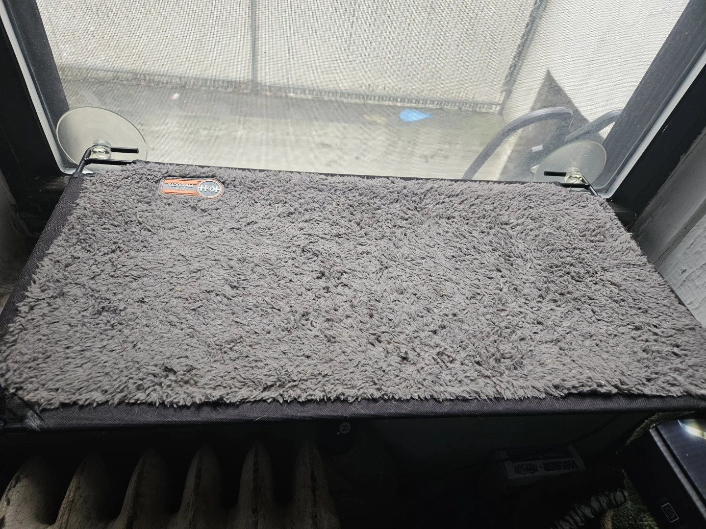 K&H Pet Products EZ Mount Window Bed - photo 3