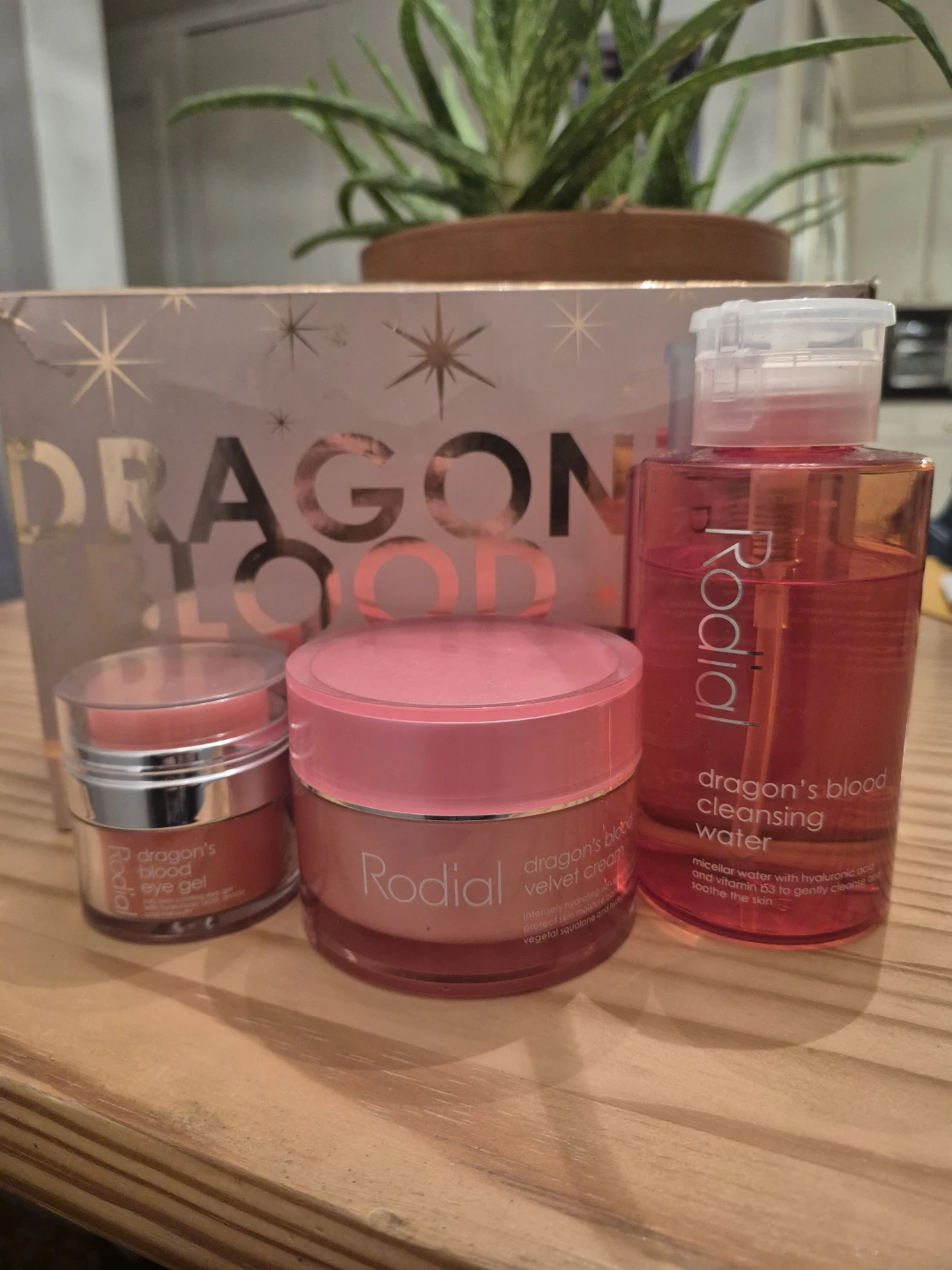 Rodial Dragon's Blood Skincare Set - photo 2