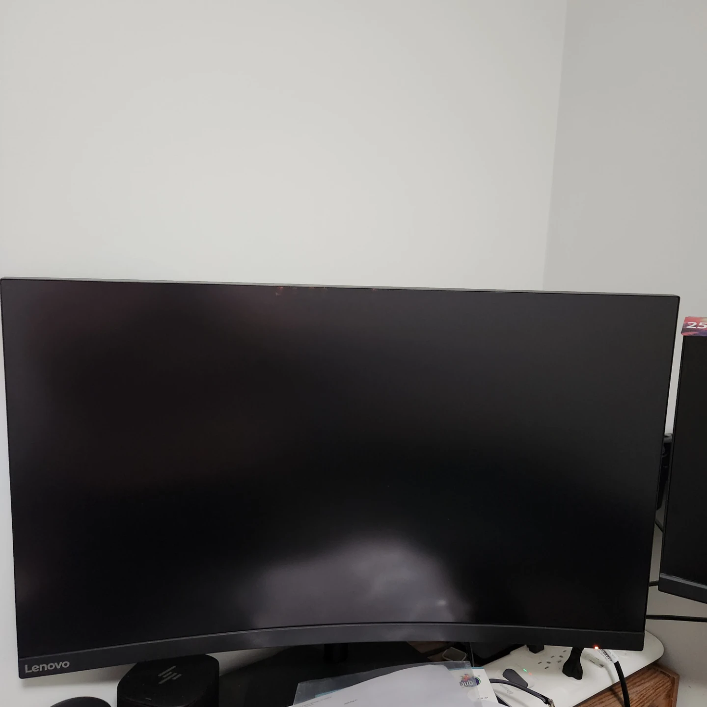 Lenovo 31.5" QHD Curved LED Monitor