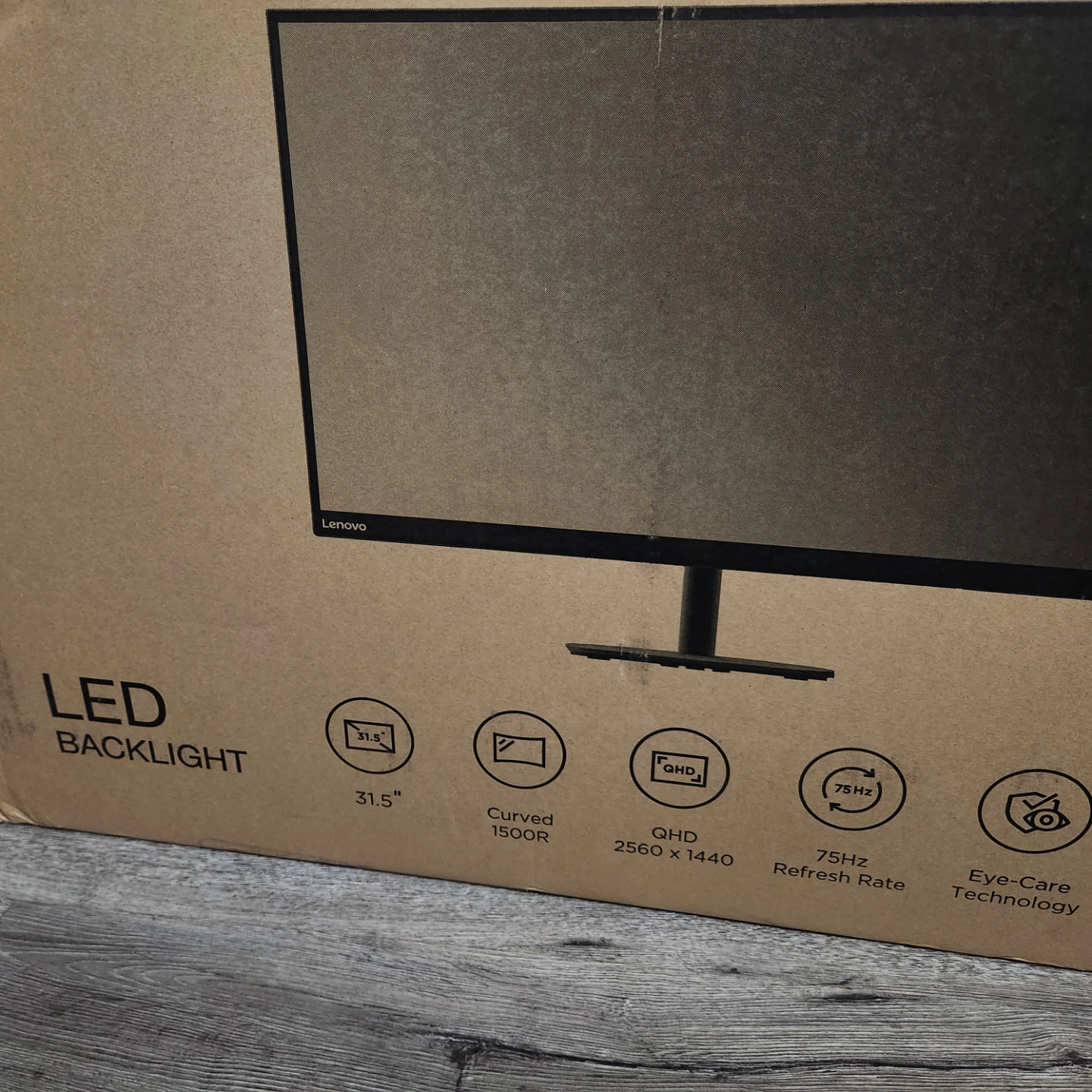 Lenovo 31.5" QHD Curved LED Monitor - photo 3