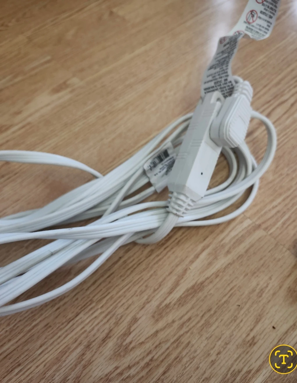Brand New HDX 15-ft Indoor Extension Cord - White - photo 3