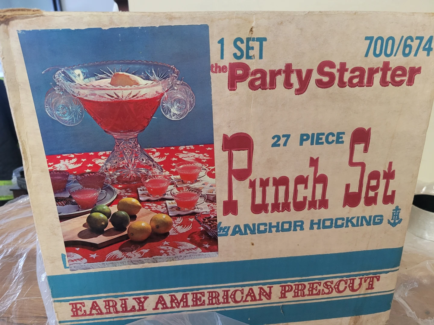 Anchor Hocking 27 Piece Punch Set 5 extra cups