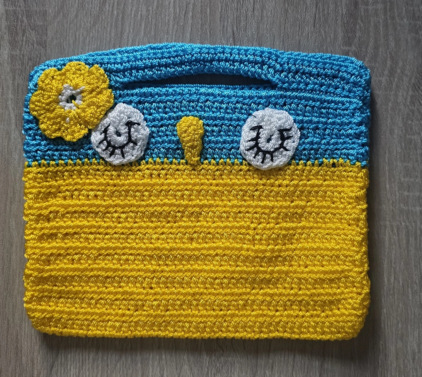 Crochet Pouch Bag Blue Yellow brid Face with flower - photo 4