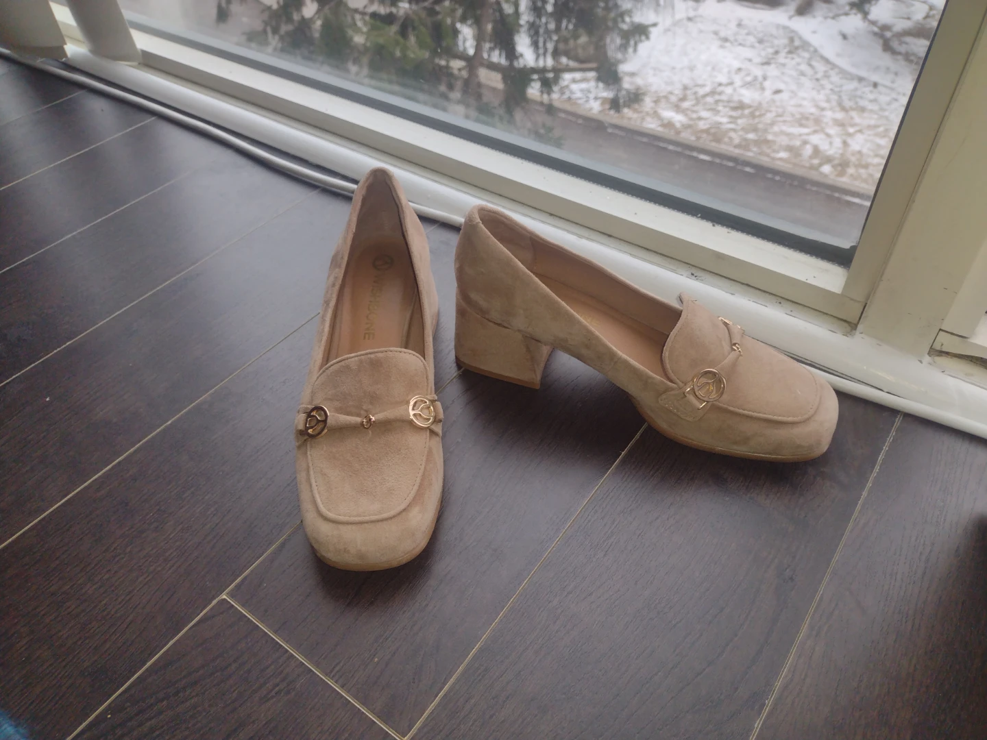 WISHBONE BEIGE SUEDE HEELS - SIZE 7 - photo 2