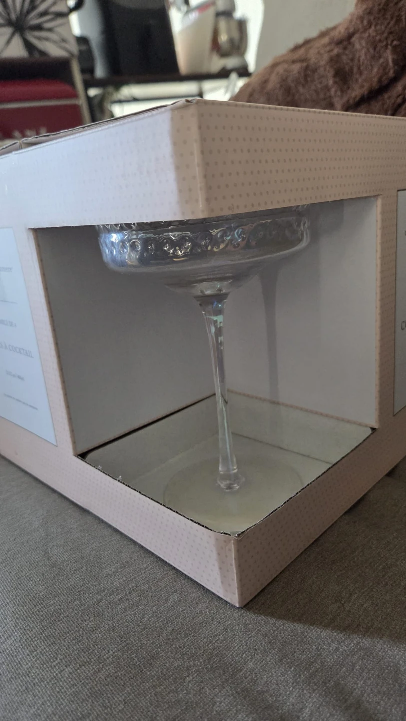 Cupcakes and Cashmere Cocktail Coupe Glasses - Set of 4🏆 - photo 2