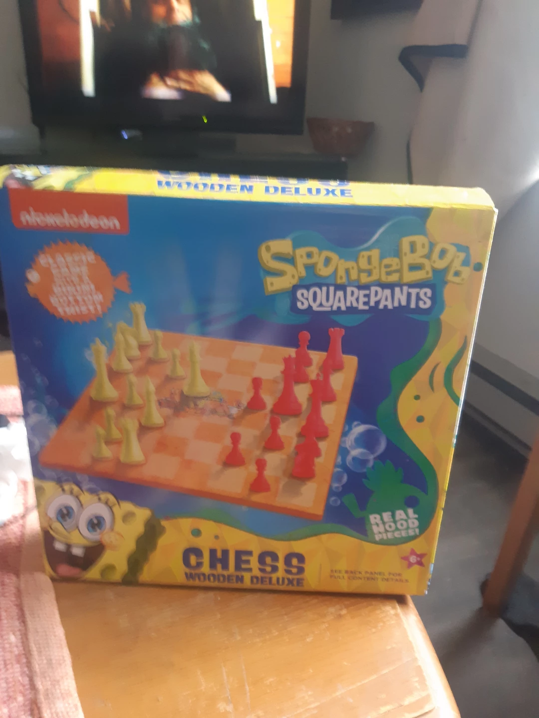SpongeBob SquarePants Wooden Deluxe Chess Set - photo 2