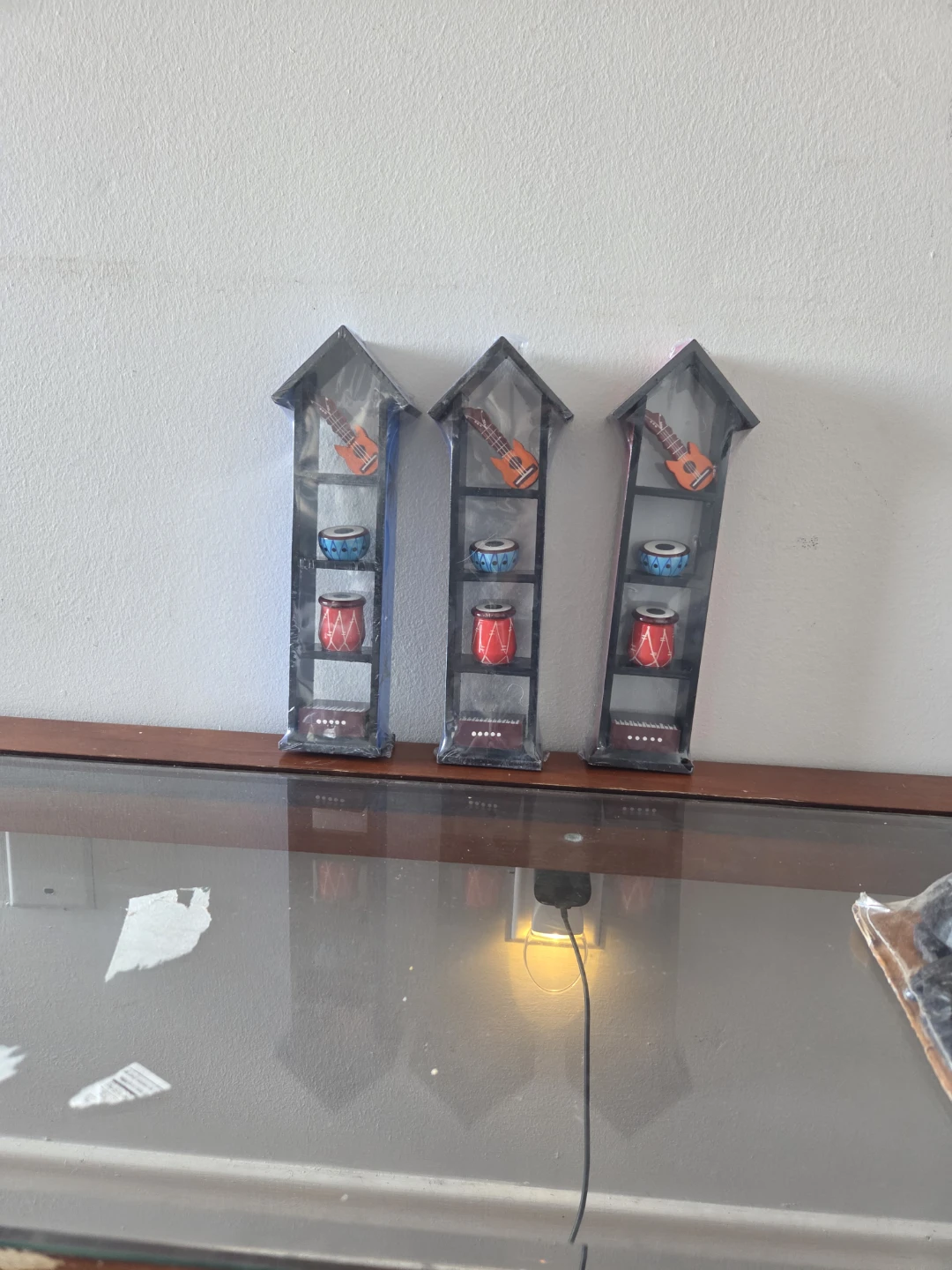 Set of 3 Decorative Shelves with Musical Instruments