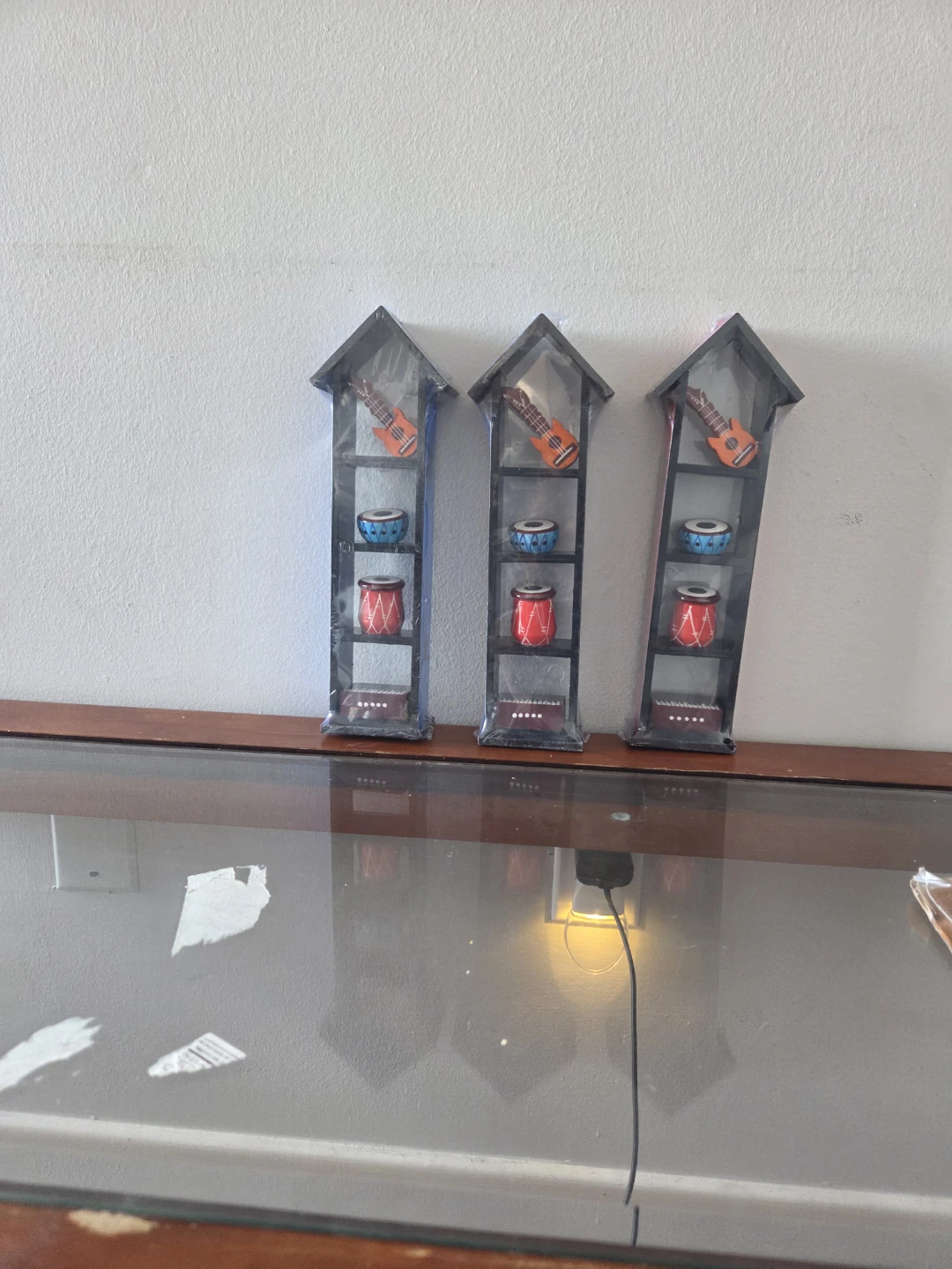 Set of 3 Decorative Shelves with Musical Instruments - photo 2