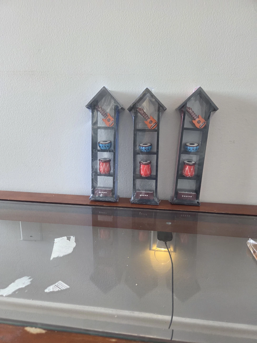 Set of 3 Decorative Shelves with Musical Instruments - photo 3