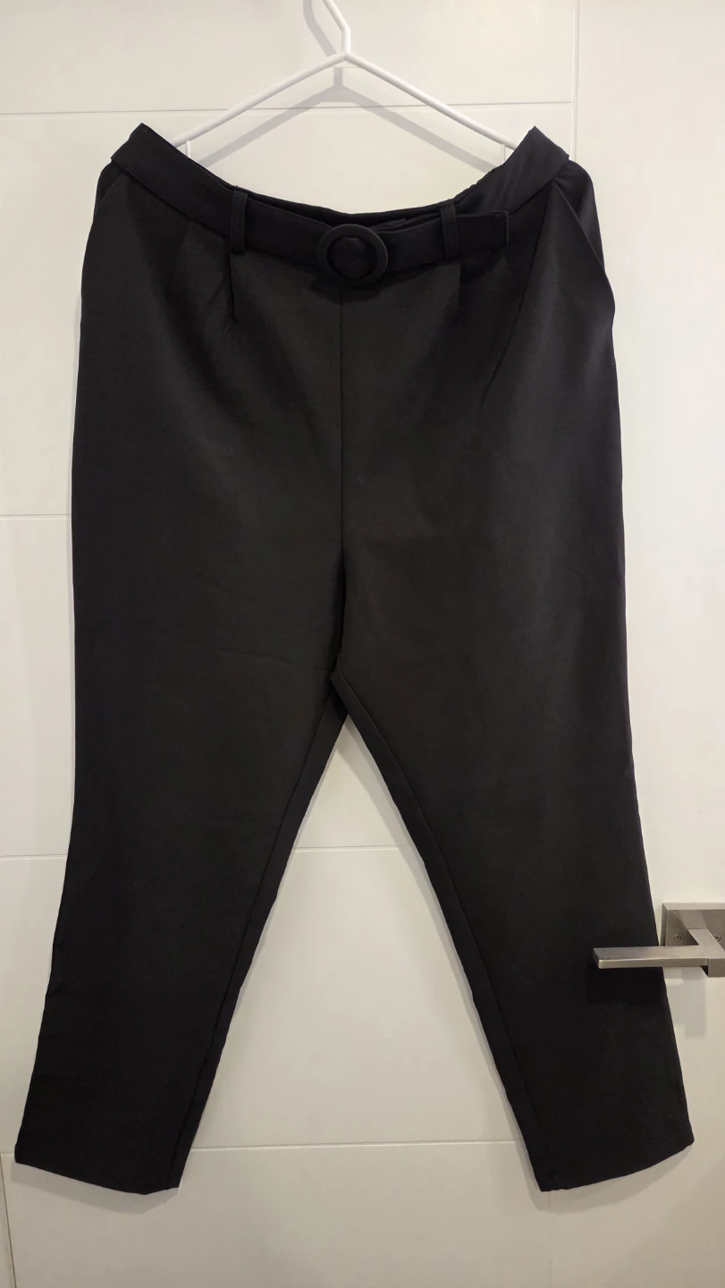JustFab Black Belted Dress Pants - Size L
