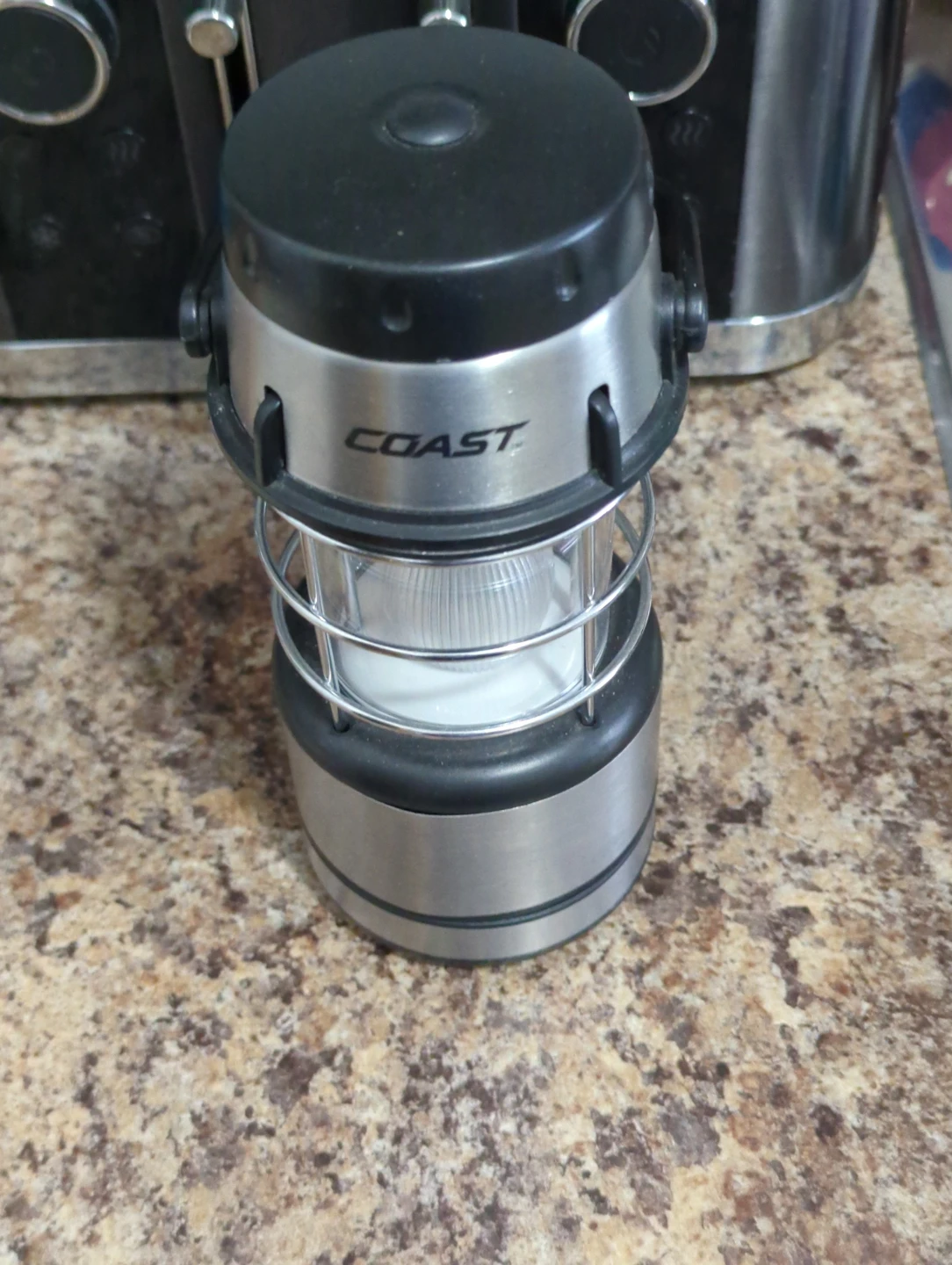 🥕Coast LED Lantern