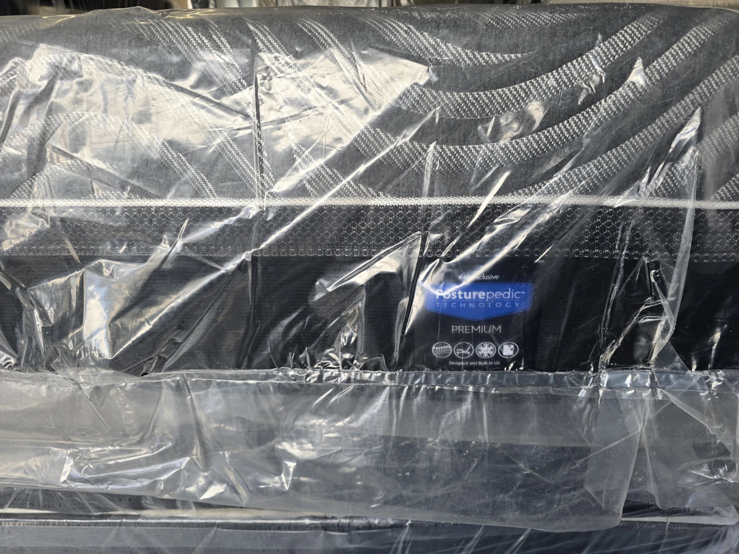 Full Sealy Posturpedic Hybrid - photo 4