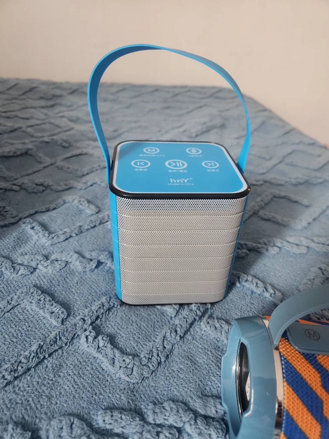 hny Model-1314 & T&G Bluetooth Speakers - photo 2