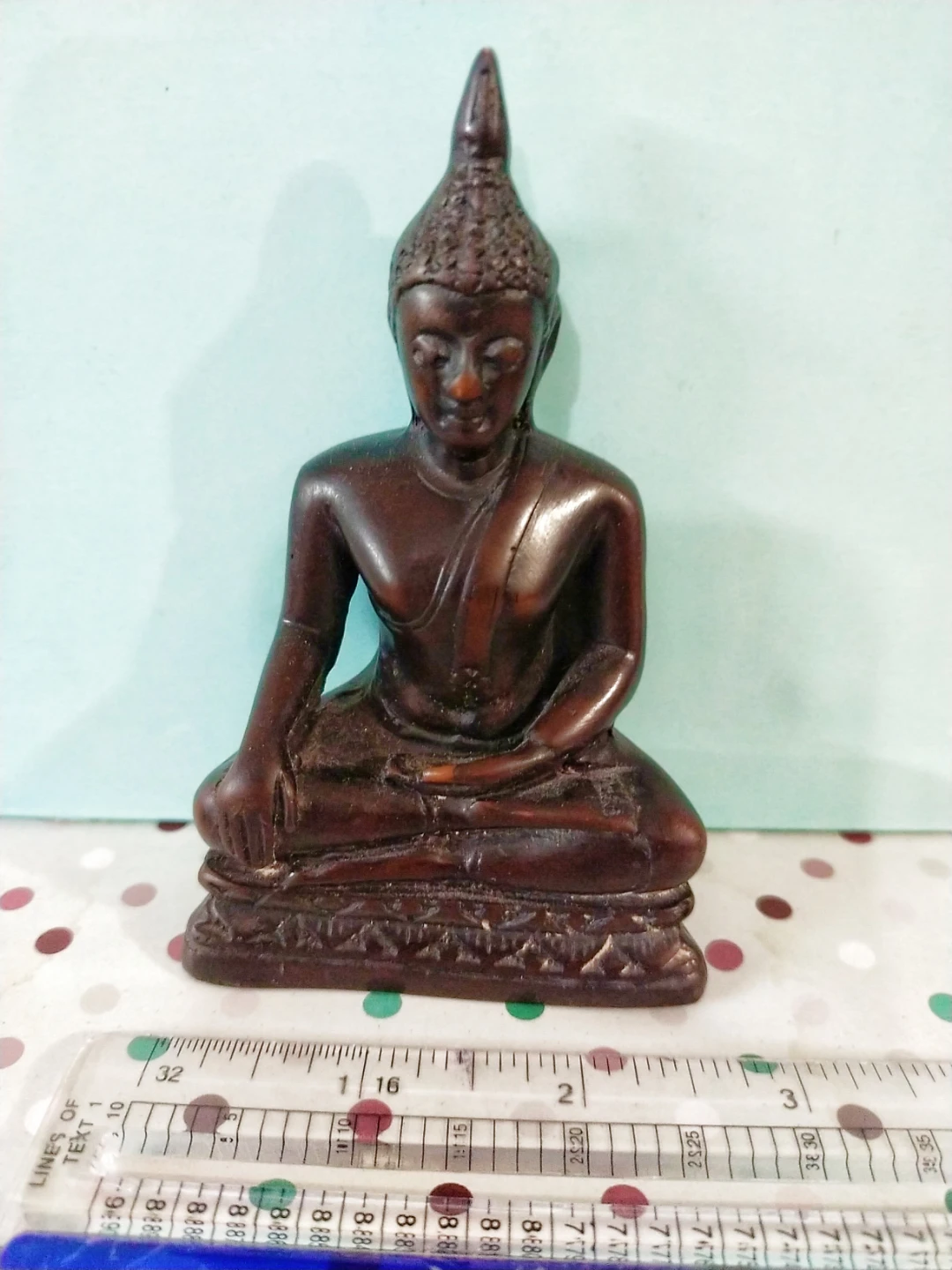 Buddah sculpture 4 x 2.5 inches