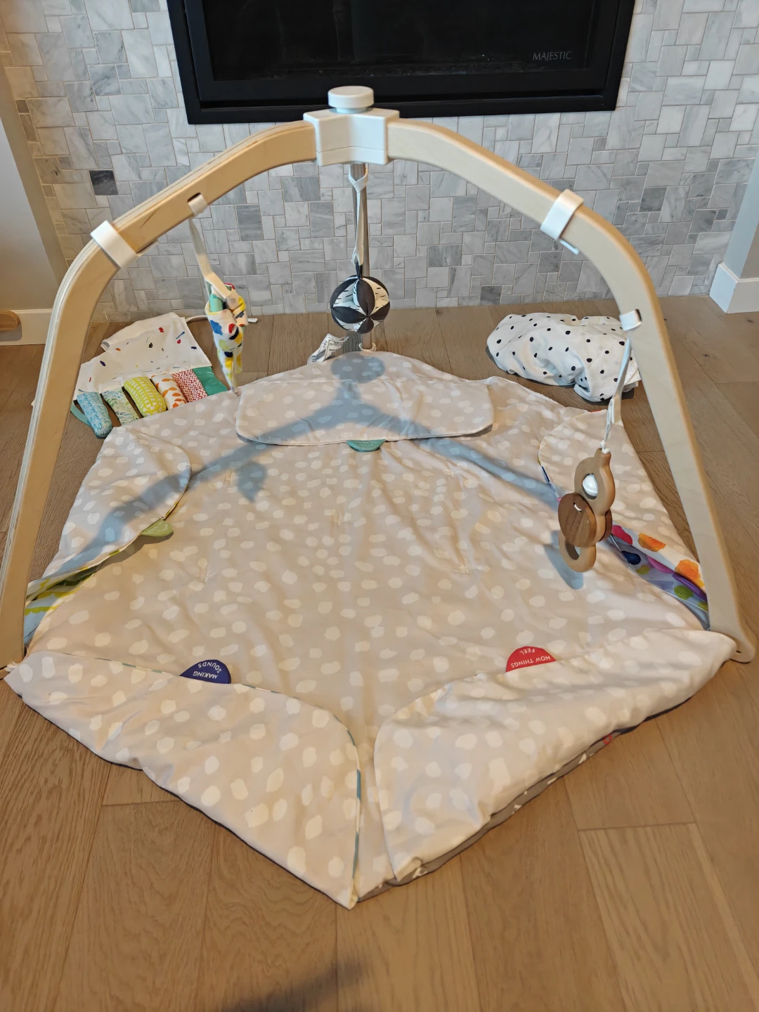 Lovevery Play Gym & Activity Mat (0 months-12 months+) - photo 2