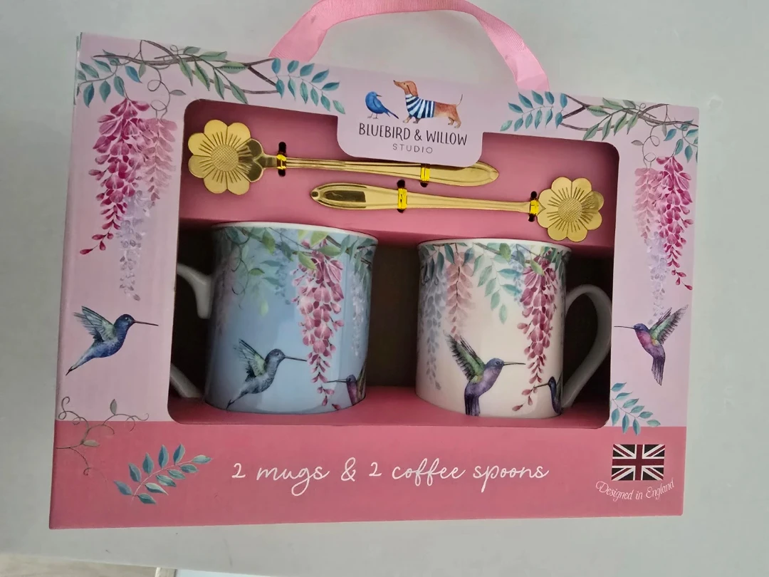 Bluebird & Willow Studio 2 Mugs & Coffee Spoons Gift Set