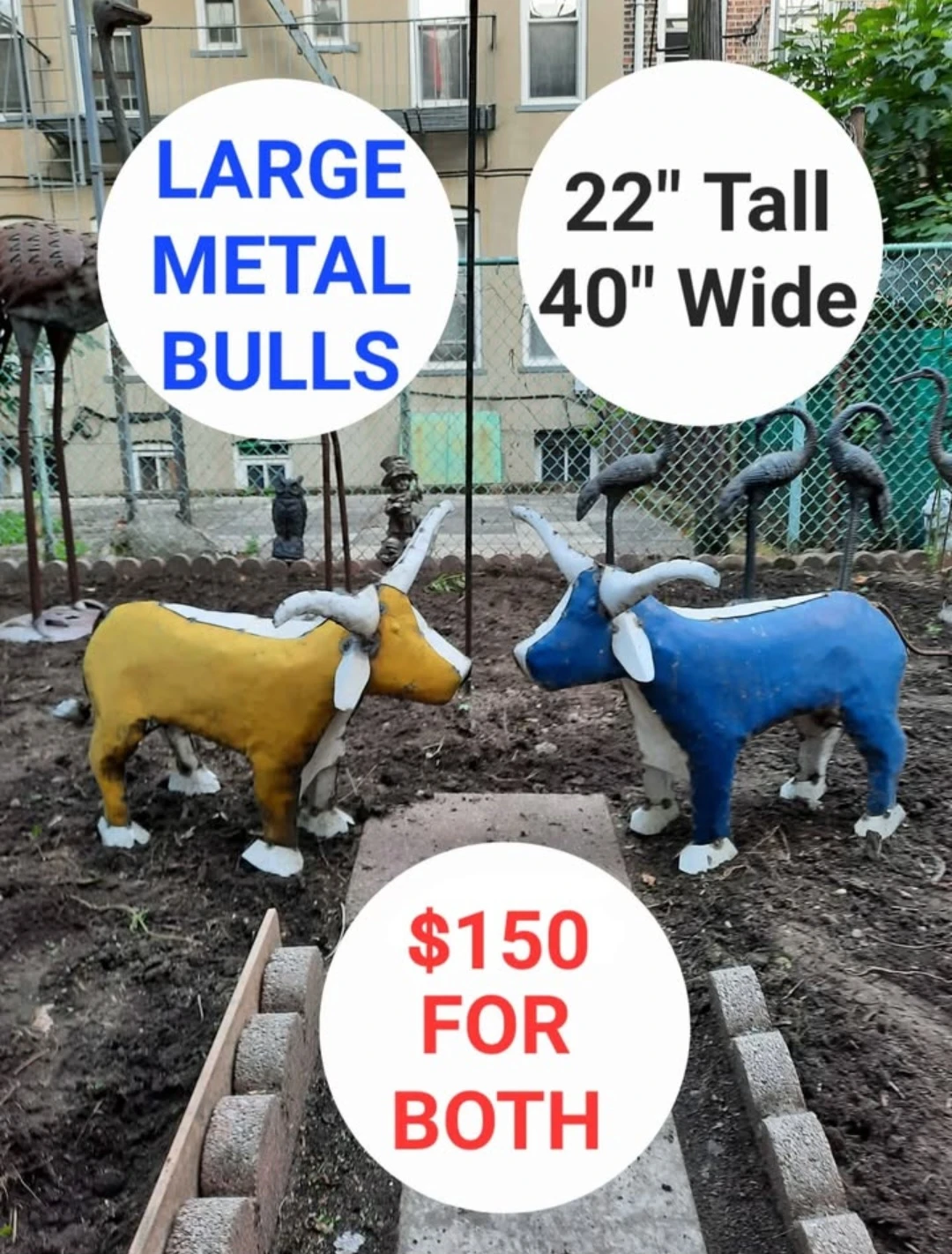 🥕 Pair of Large Metal Bulls 🥕