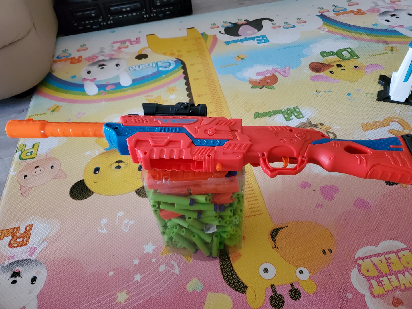 Toy Dart Gun with Darts