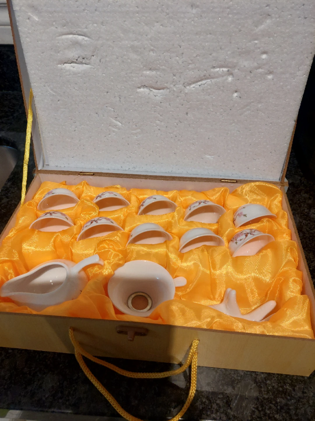 Jing Pin Yu Ci Tea Set with Wooden Box  🥕 - photo 4