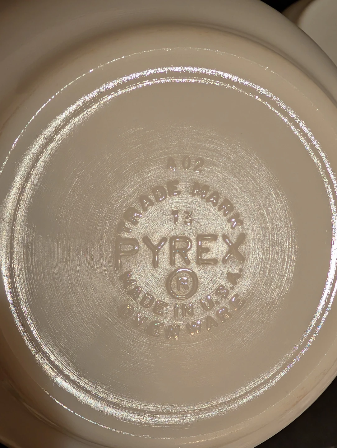 Set of 3 Vintage Pyrex Milk Glass Ovenware Mixing Bowls - photo 4