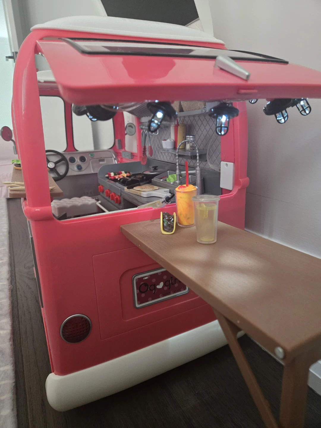 Our Generation Food Truck Playset - photo 3