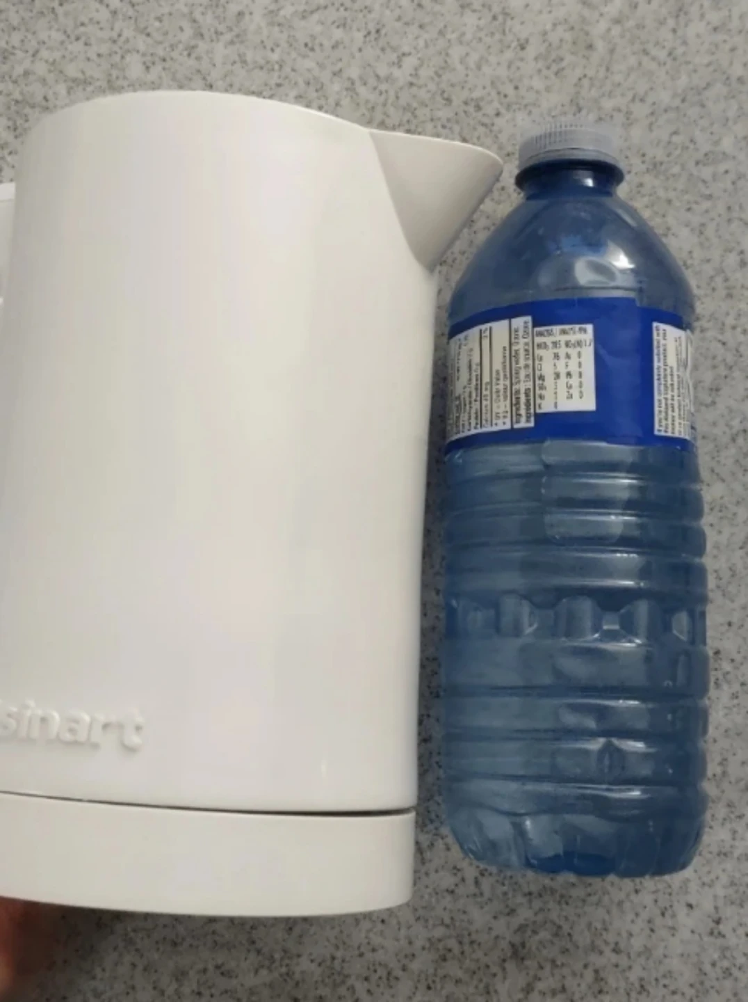 Cuisinart 0.5L White  Electric Kettle -  Small size - photo 3