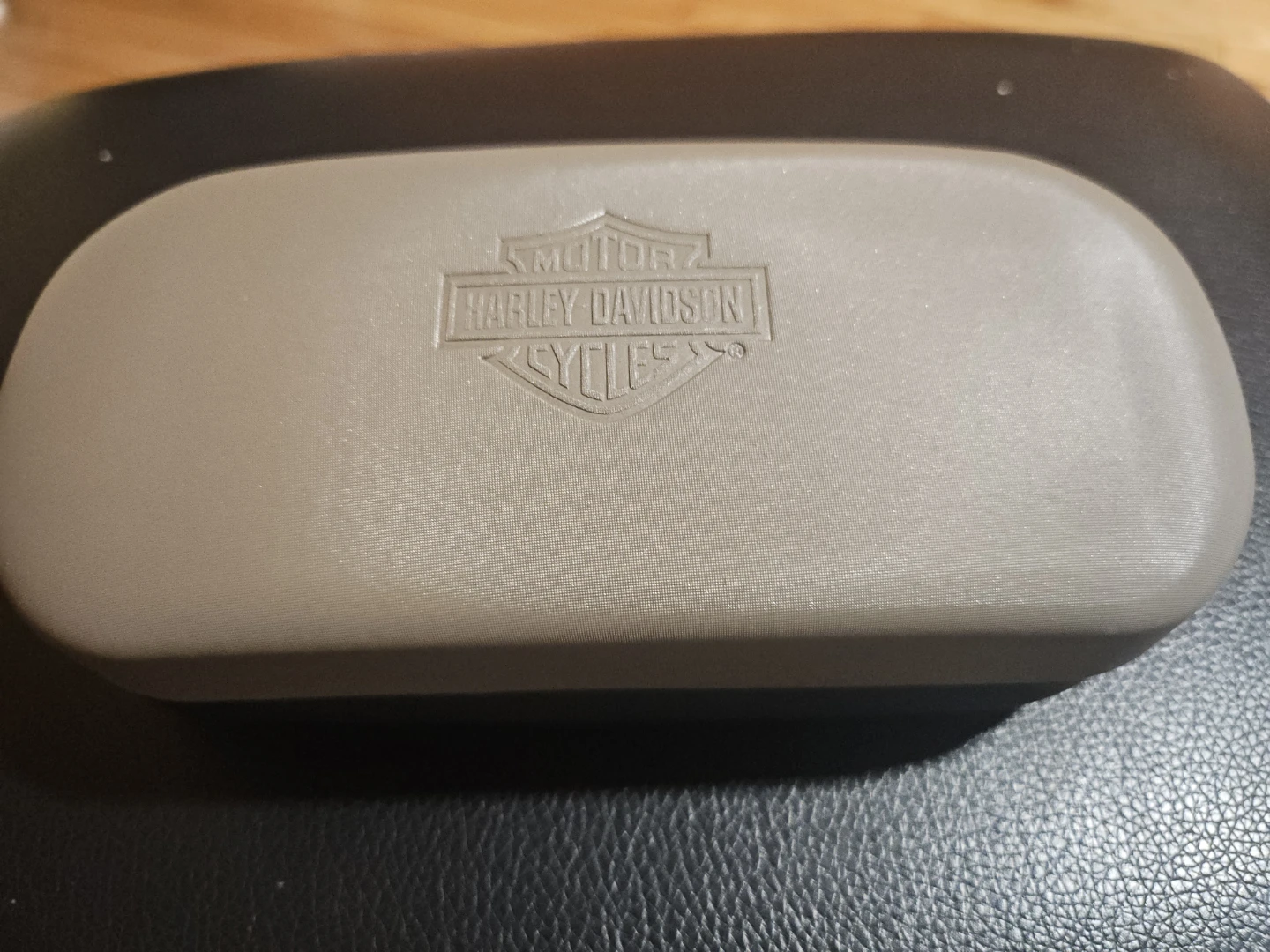 Harley-Davidson Sunglasses with Case
