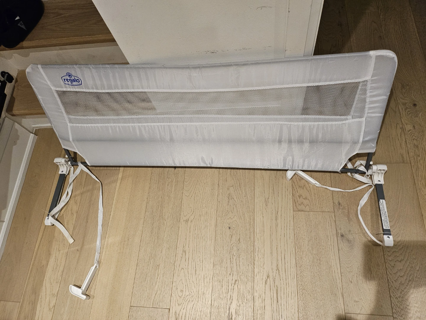 Regalo White Bed Rail - 52"