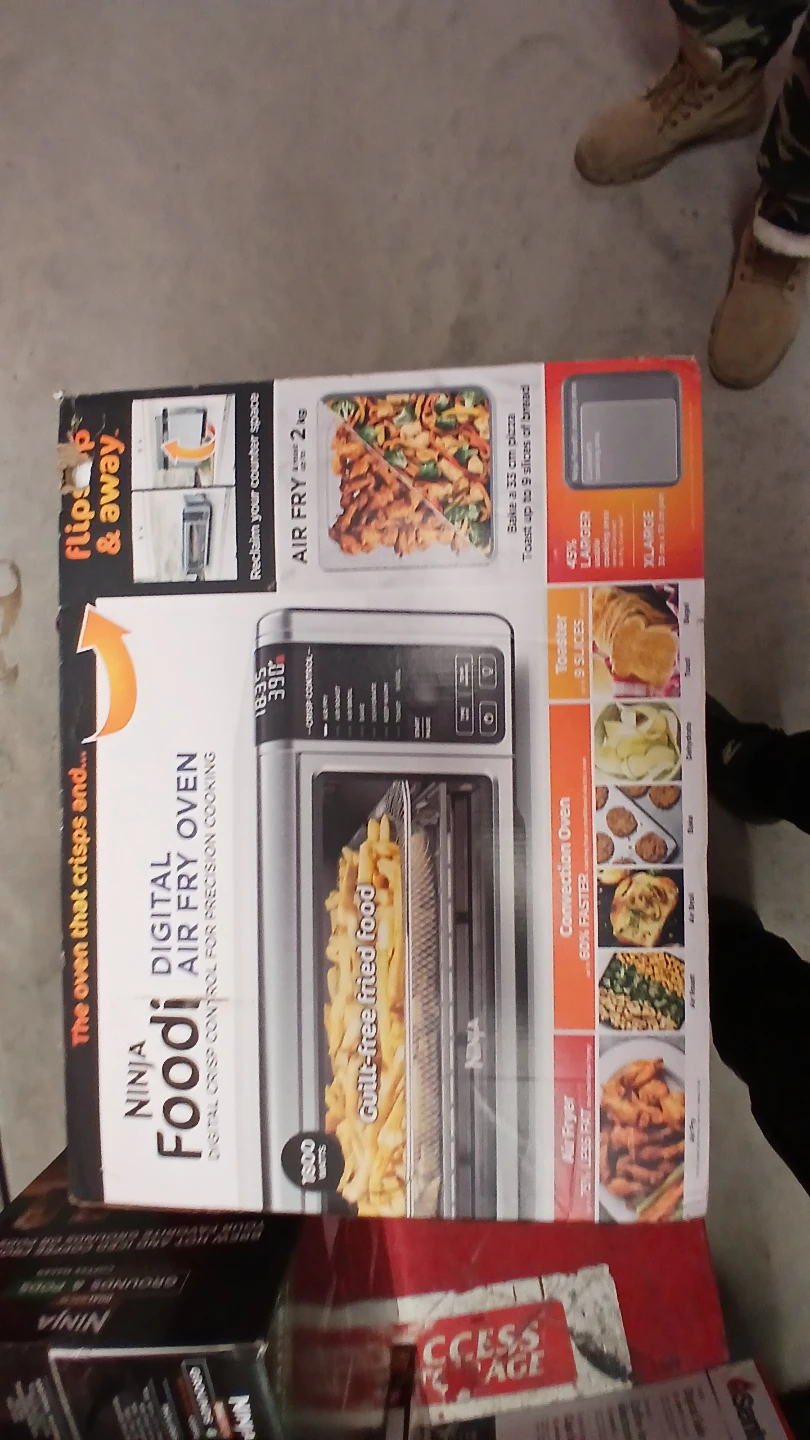 Ninja Foodi Digital Air Fry Oven