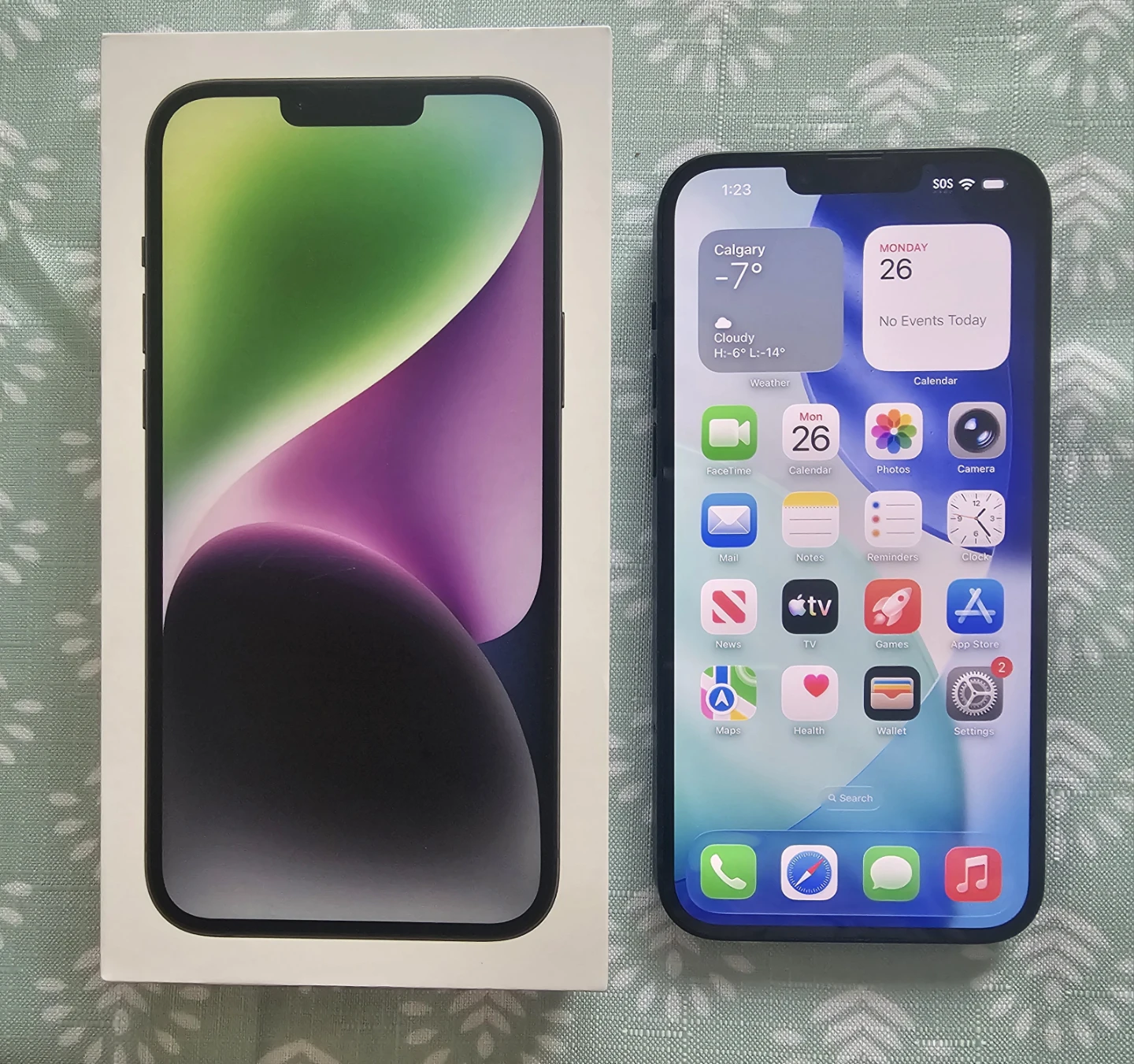 TODAY Apple iPhone 14 plus 128gb - Midnight perfect condition
