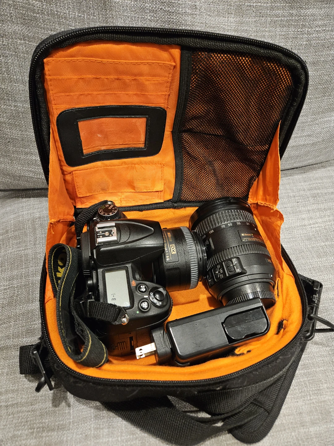 Nikon D7000 DSLR Bundle - photo 3
