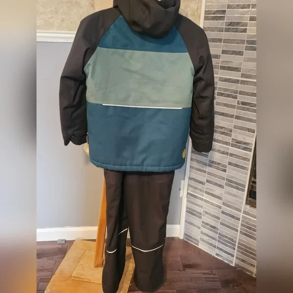 Monster Snowsuit Jacket  Pants size 8 - photo 3