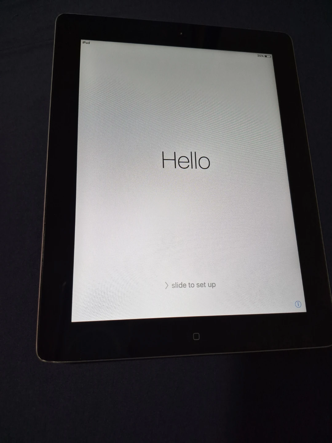 Apple iPad - photo 3