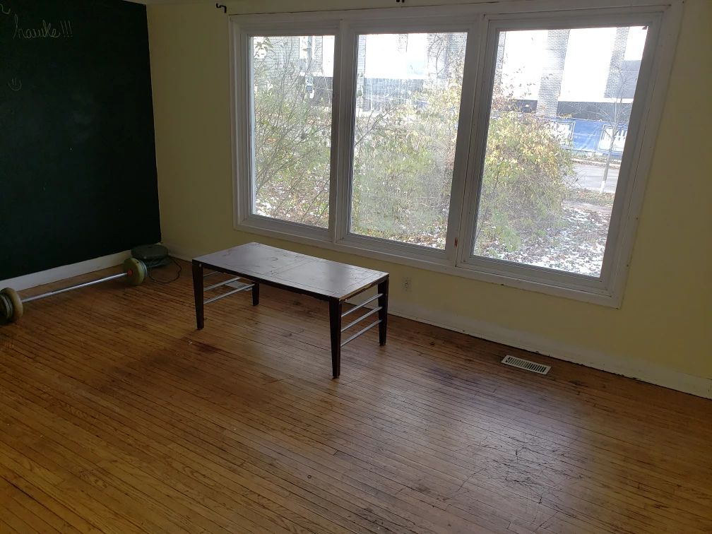 Room for rent in Waterloo for female